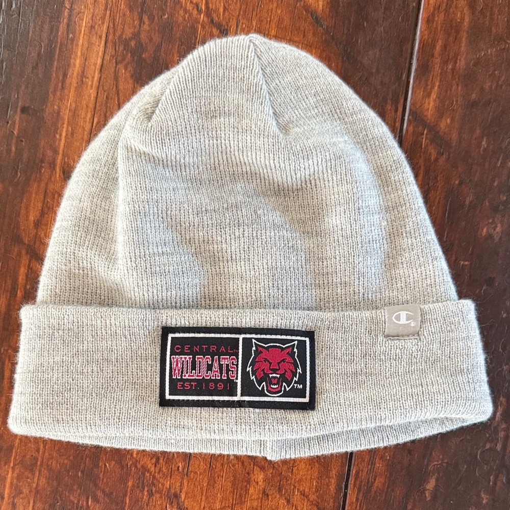 Champion Light Gray central Wildcats Beanie